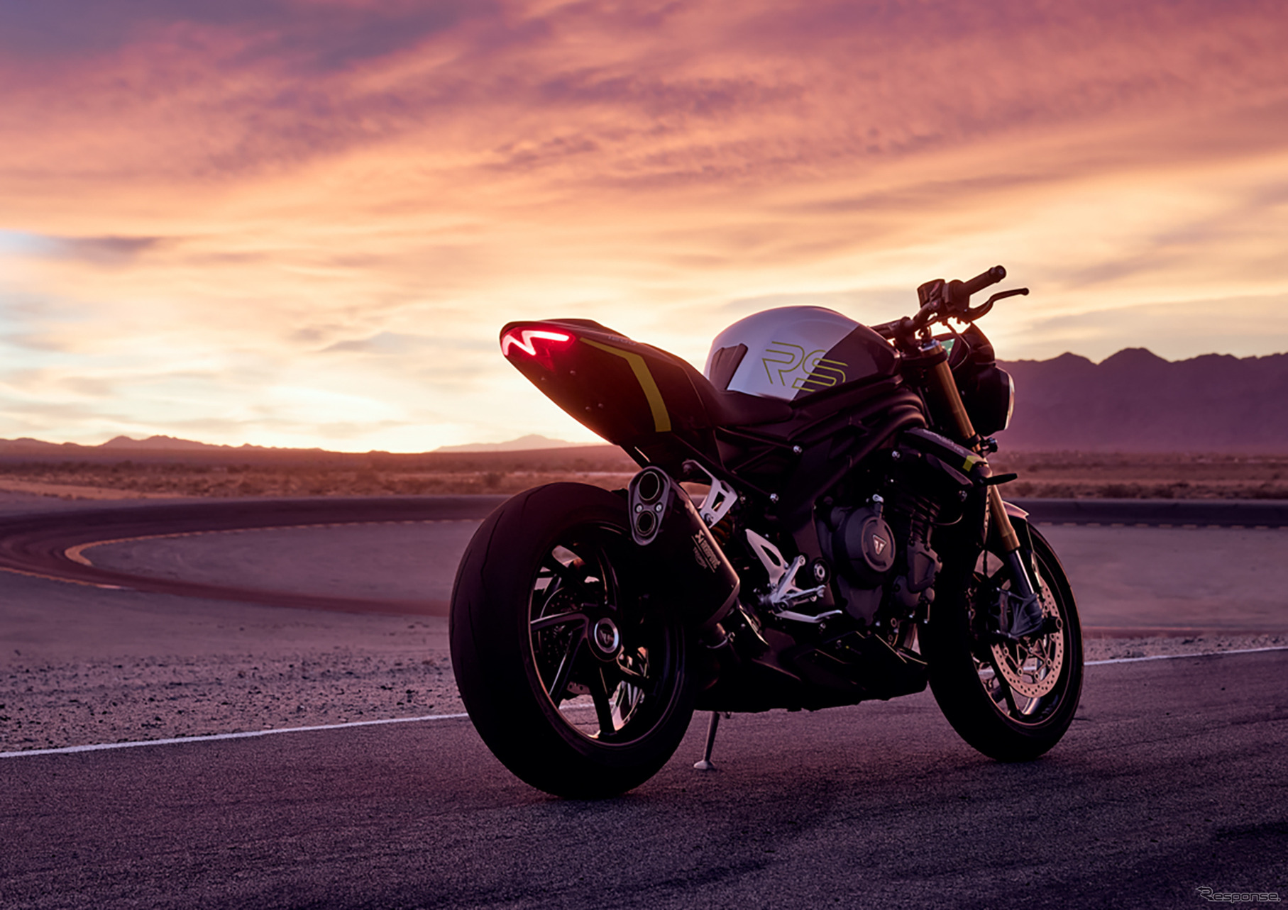 トライアンフ スピード・トリプル1200 RS 新型