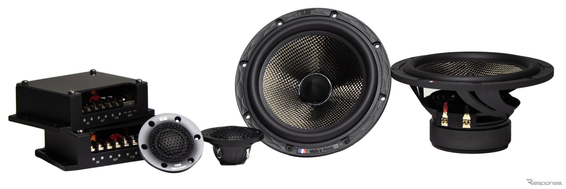 165 S85　S 6.85＋T 25HR＋BFX02希望小売価格：14万5200円（税込・ペア）●再生周波数帯域：45Hz～40kHz ●定格入力：100W ●入力インピーダンス：3Ω ●出力音圧レベル：91.7dB ●取付口径サイズ：141.9mm ●取付奥行サイズ：76.2mm ●クロスオーバー周波数：3kHz 12/12dB/Oct ●グリルなし