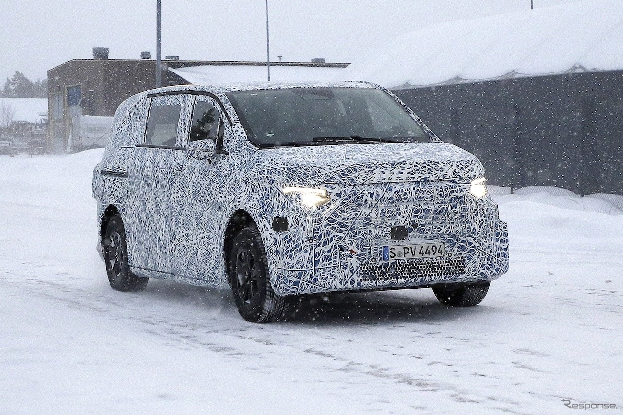 メルセデスベンツ VクラスEV 新型のプロトタイプ