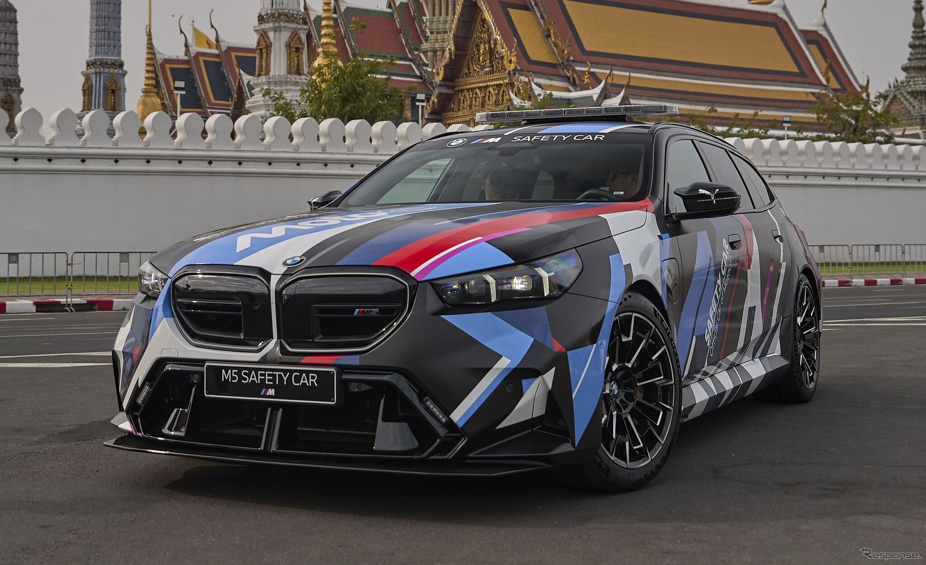 BMW M5ツーリング 新型のMotoGPのセーフティカー