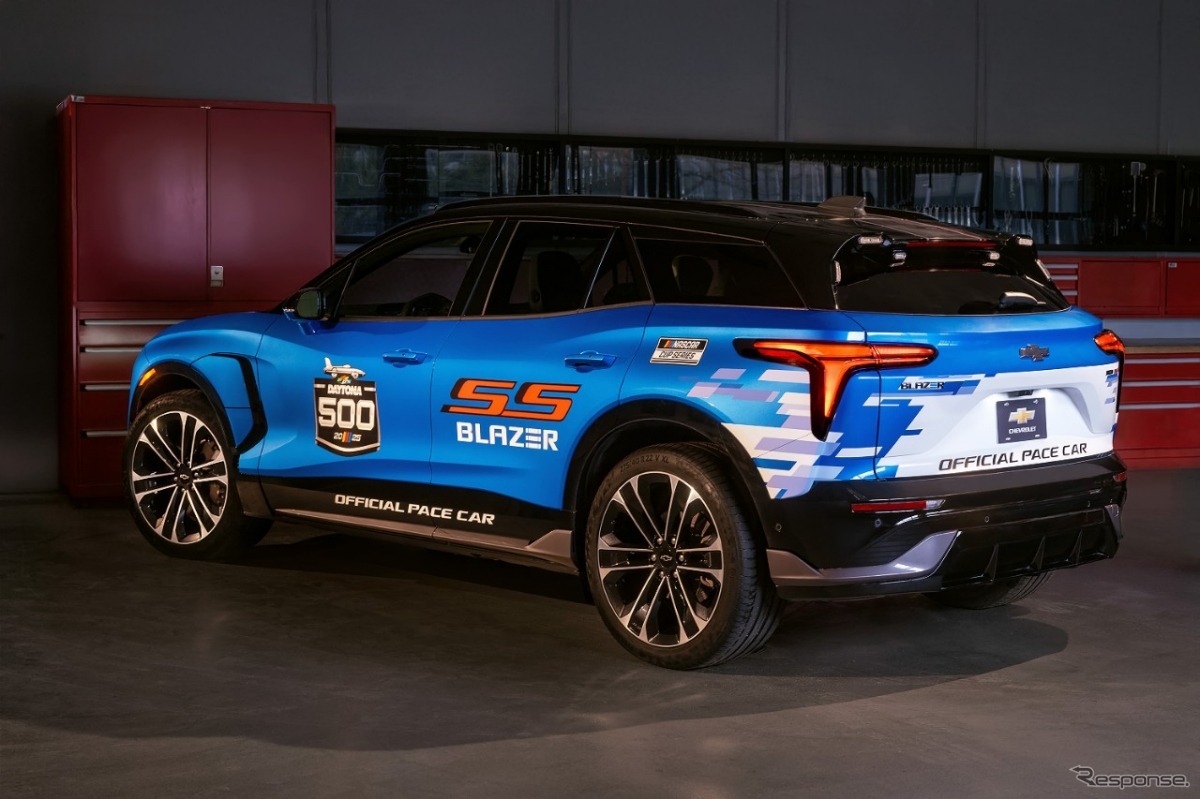 シボレー『ブレイザーEV SS』のペースカー仕様