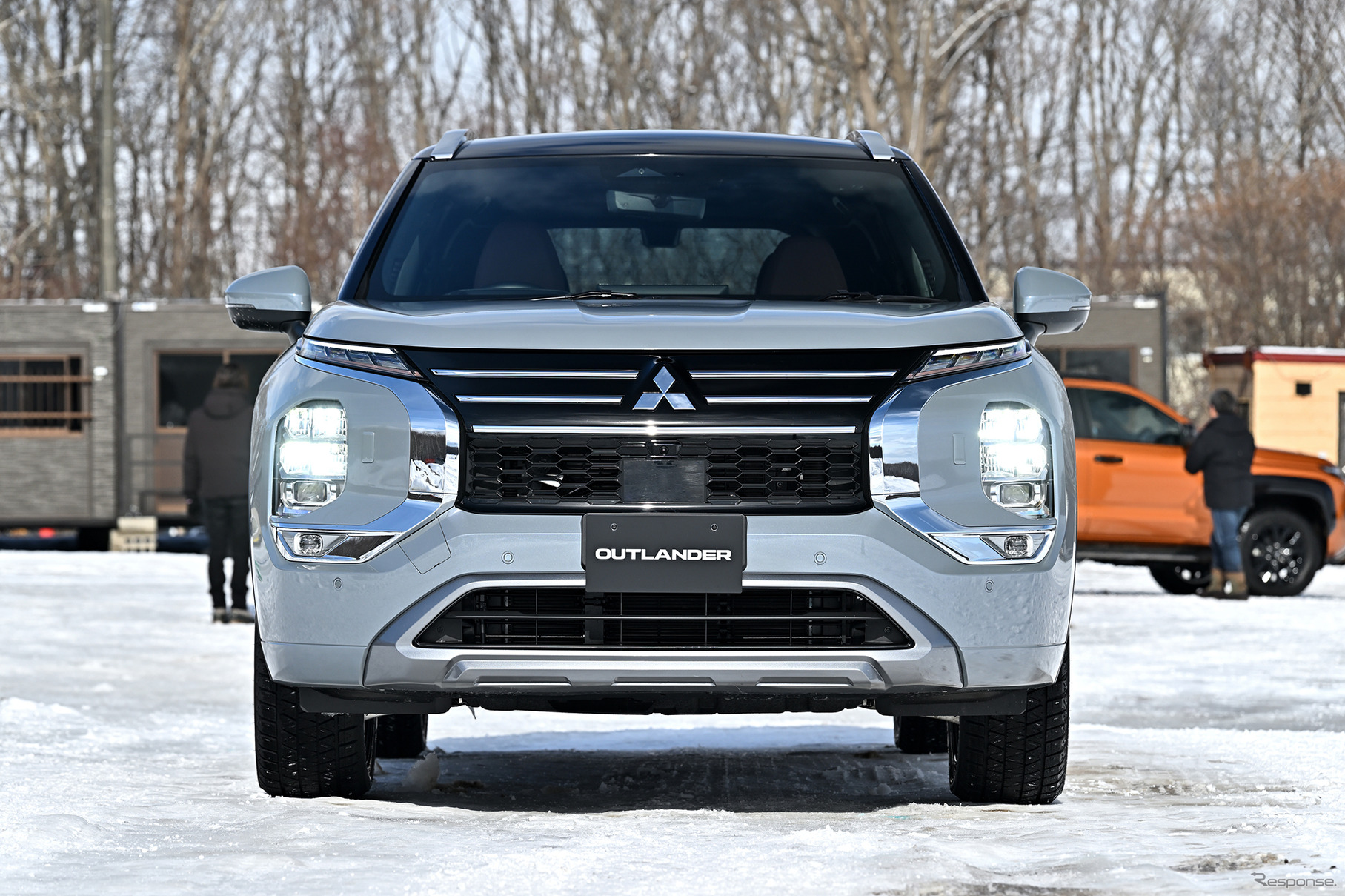 三菱 アウトランダーPHEV