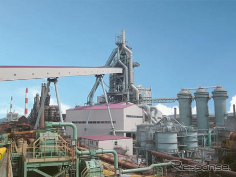 住友金属、和歌山製鉄所・新第1高炉に火入れ