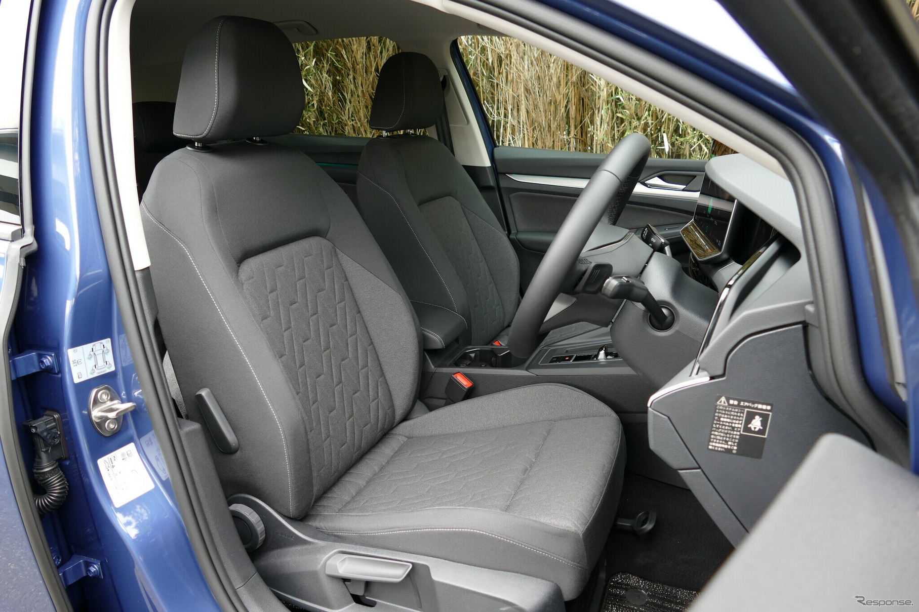 VW ゴルフ eTSI Active