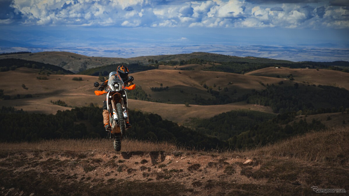 KTM 390 アドベンチャー R（2025年モデル）