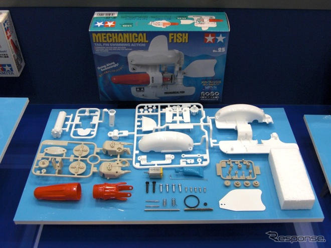東京おもちゃショー09…サカナ型ロボットの工作キット