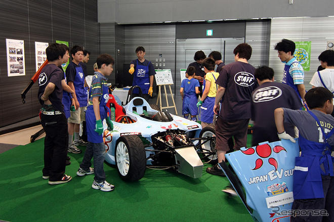 電気の街・秋葉原で「次世代ecoカー普及啓発イベント」