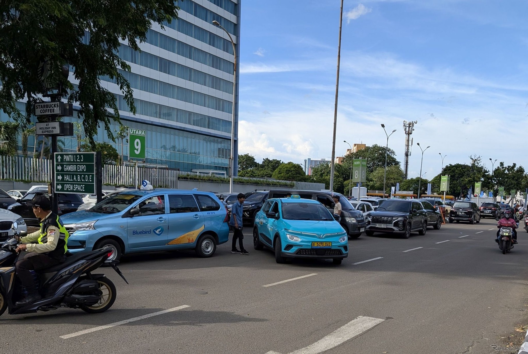 インドネシアで配車アプリを使い倒す