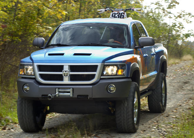 クライスラー、在庫一掃セール…最大84万円引き!!