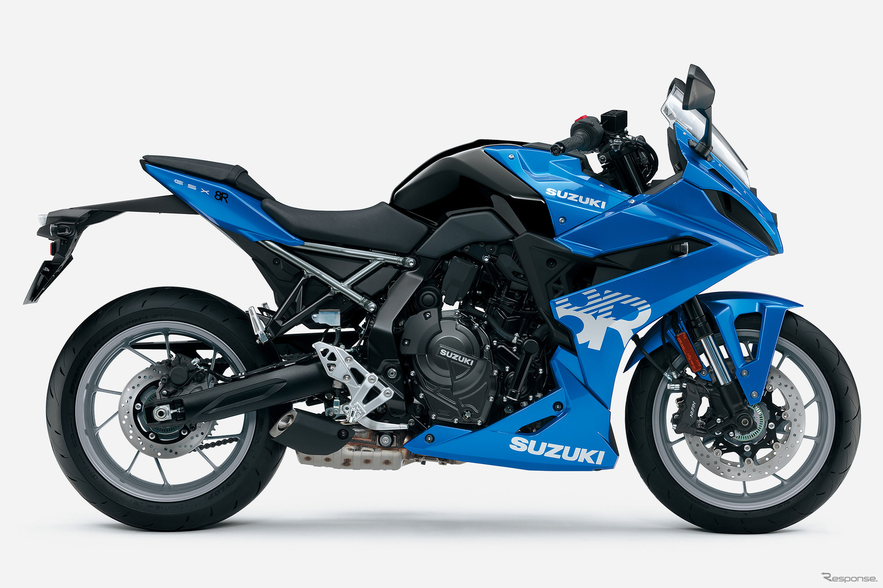 スズキ GSX-8R（トリトンブルーメタリック）