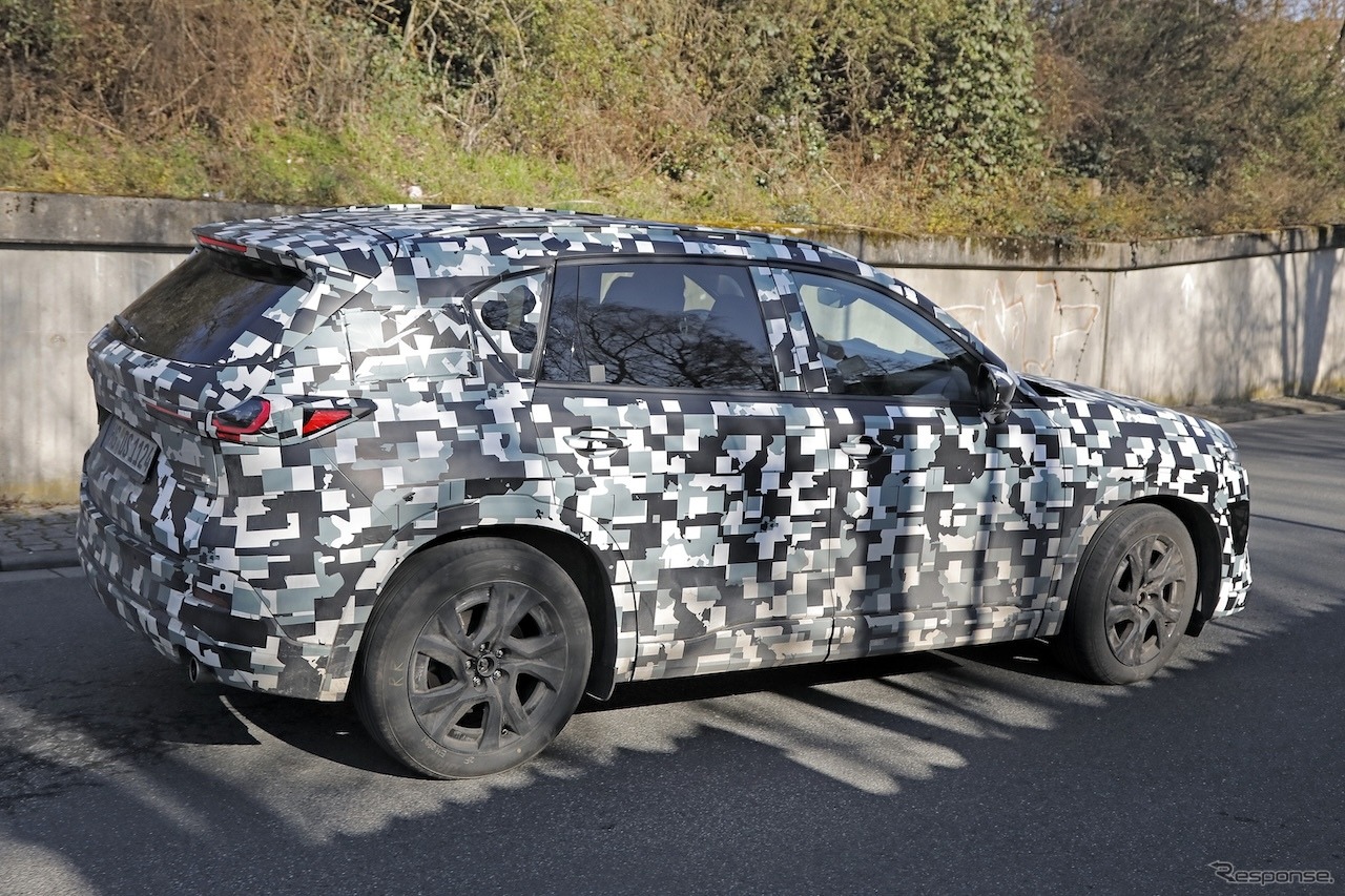 マツダ CX-5 次期型のプロトタイプ