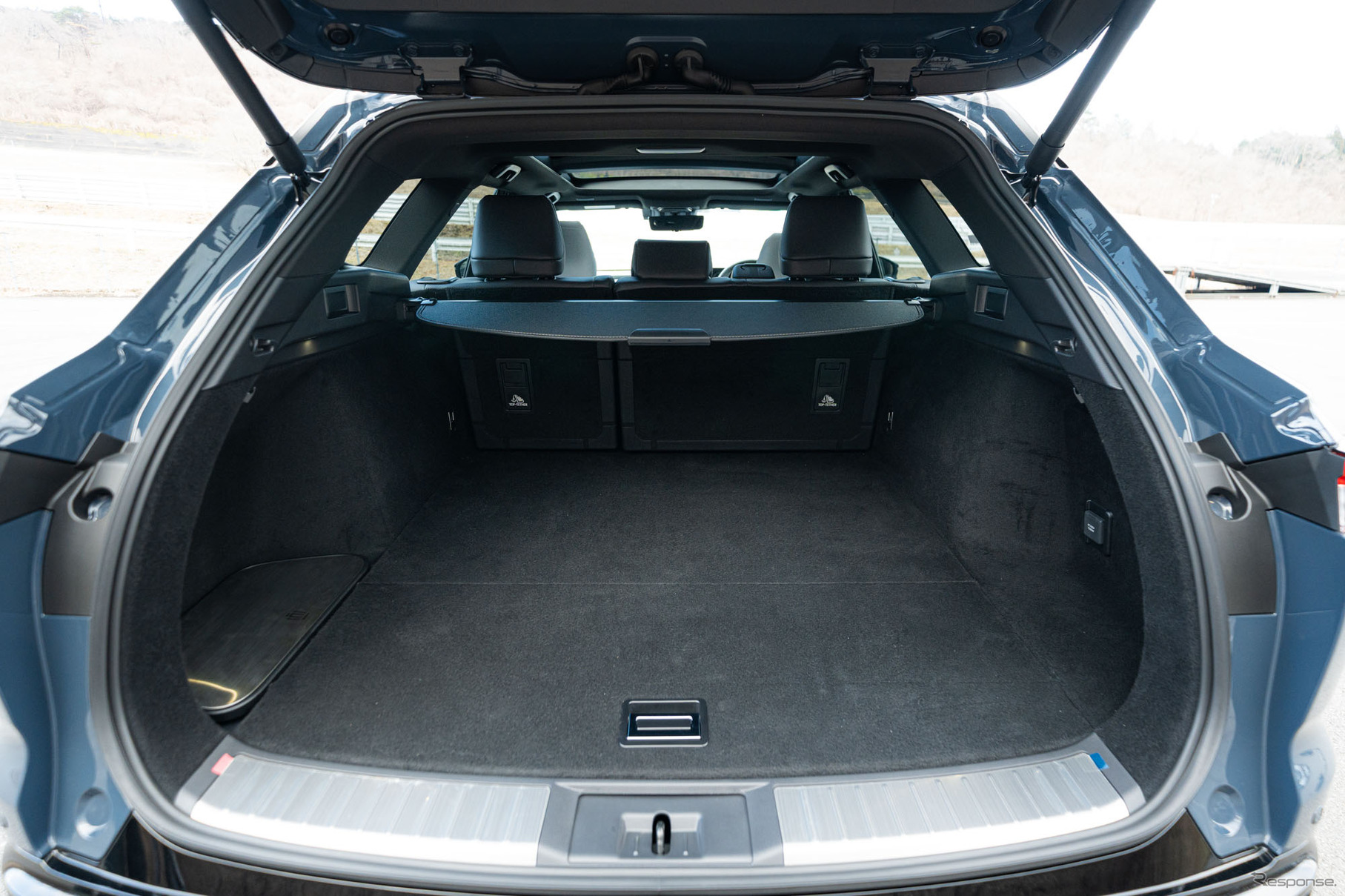 トヨタ クラウンエステート PHEV（プロトタイプ）