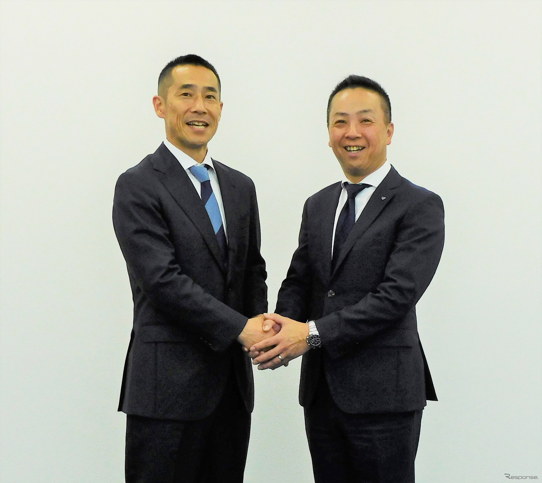 エコモーション代表取締役 中野亮太氏（左）、SGムービング代表取締役社長 角本 高章氏（右）