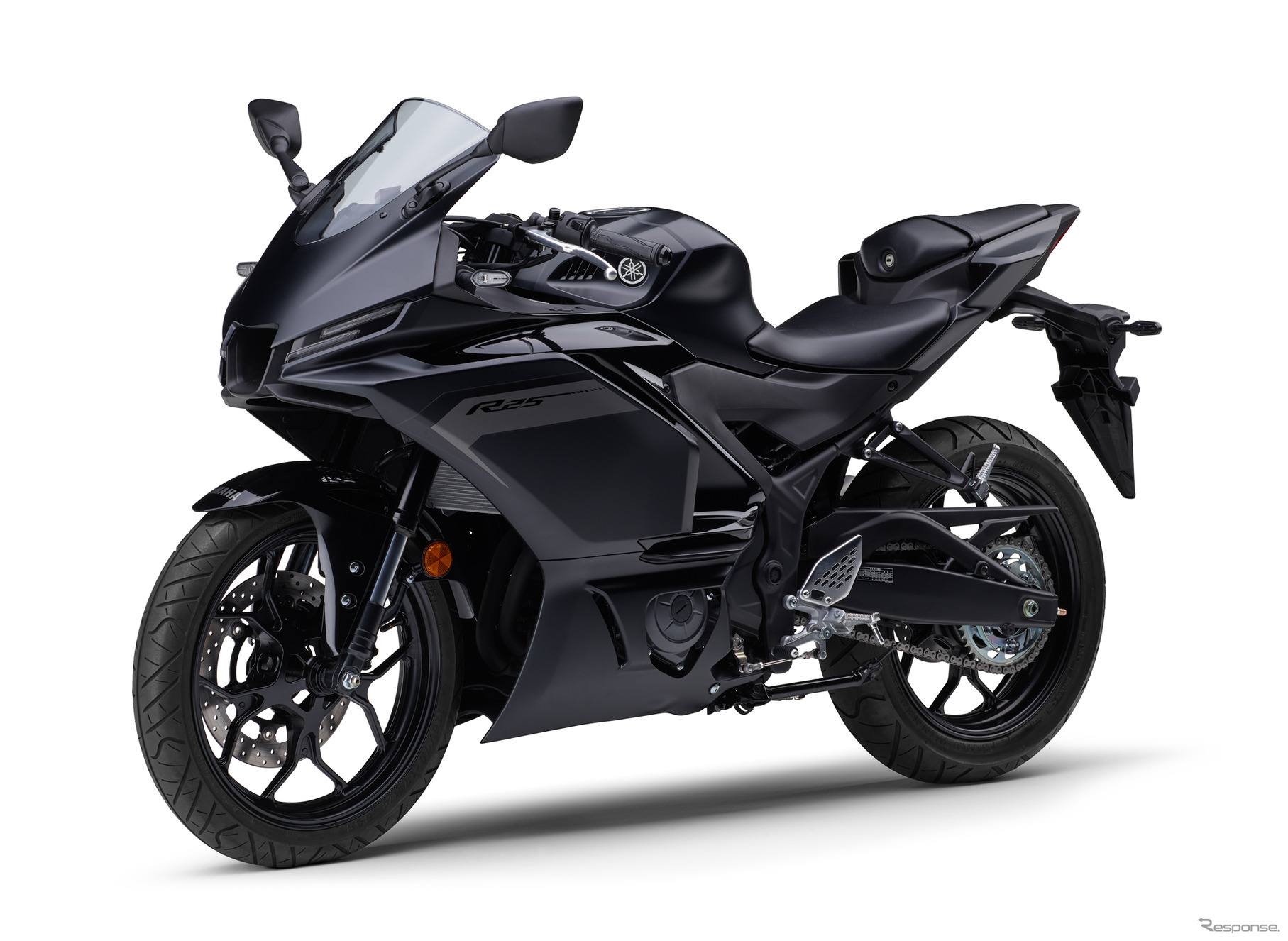 ヤマハ YZF-R25 ABS 2025年モデル（マットダークグレーメタリック8）