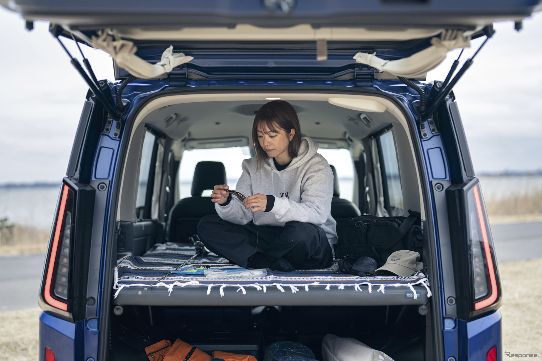 日産『セレナ AUTECH マルチベッド』