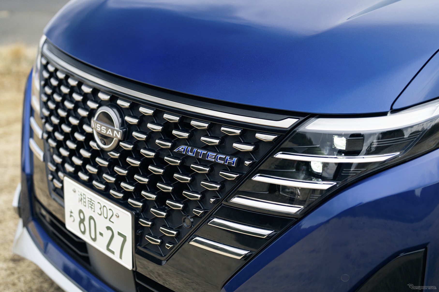 日産『セレナ AUTECH マルチベッド』