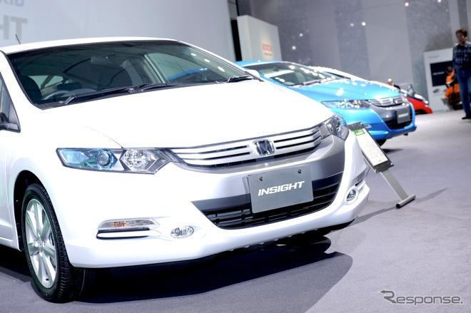 大手3社、1-6月の国内生産は半減