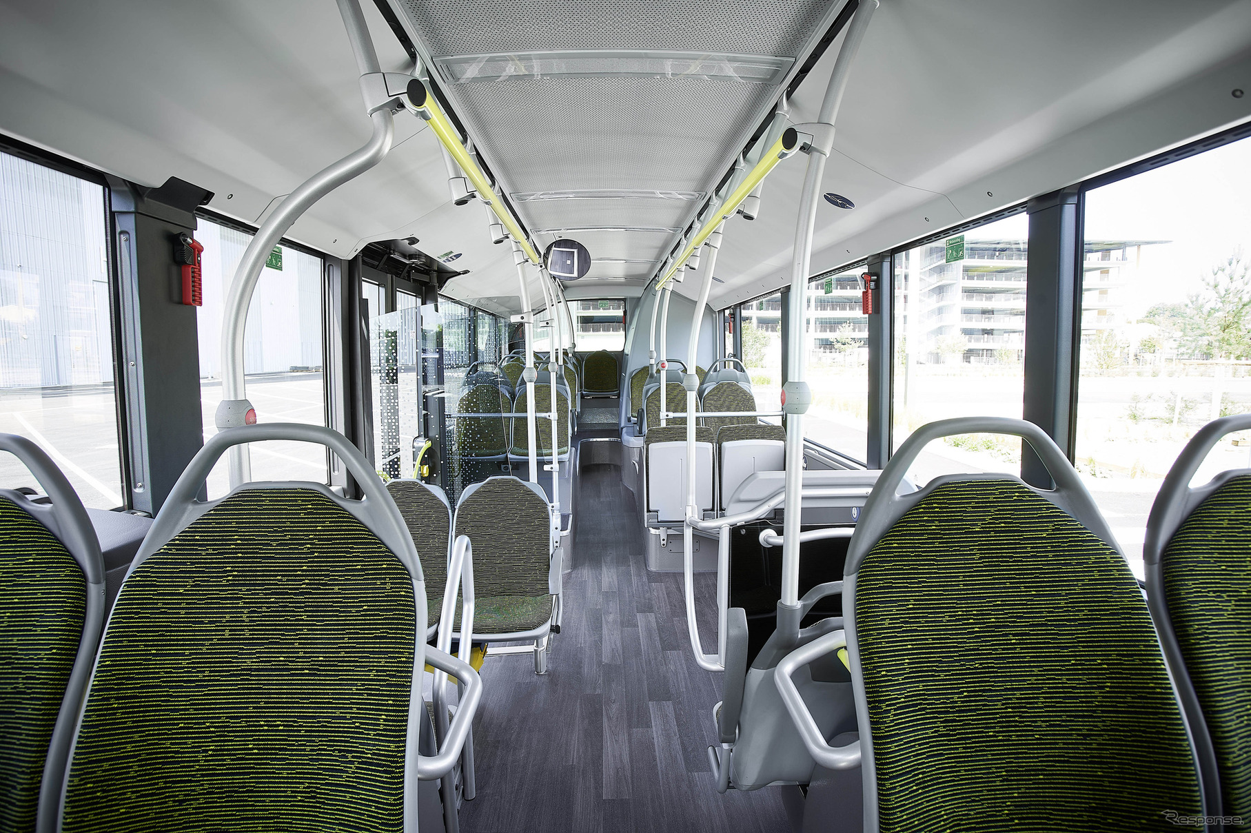 メルセデスベンツの新型電気バス『eCitaro K』
