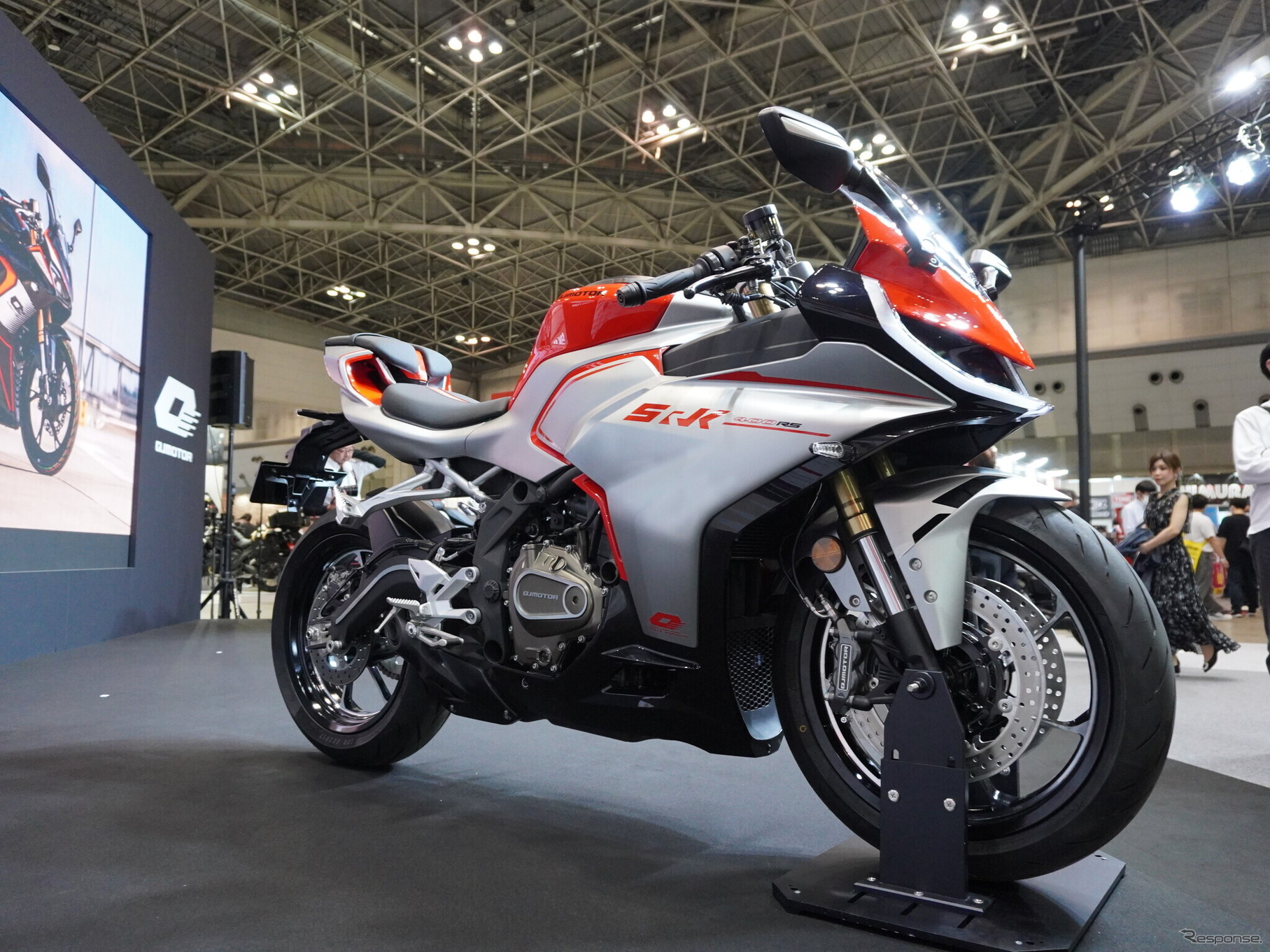 QJモーター SRK400RS（東京モーターサイクルショー2025）