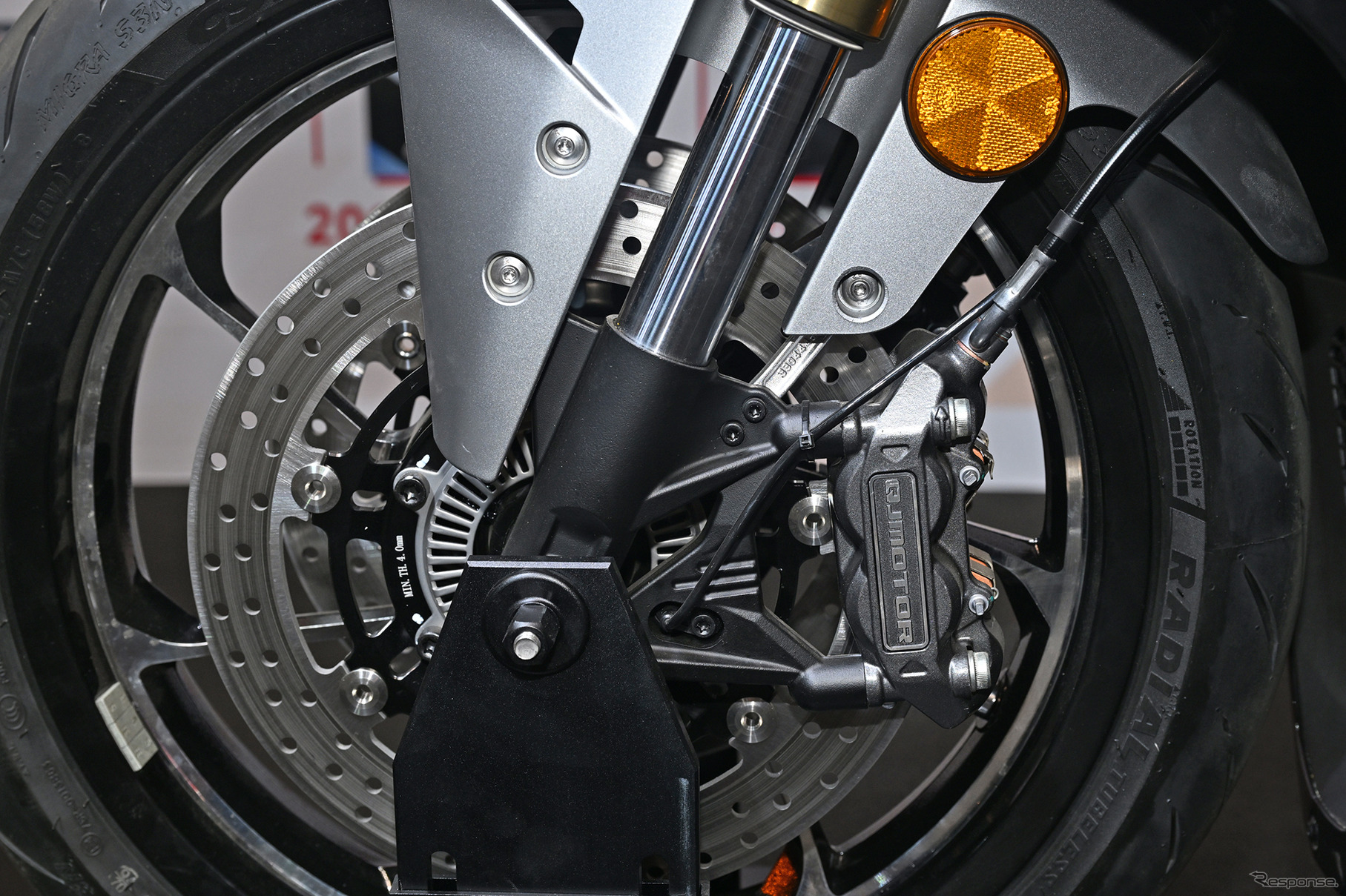 QJモーター SRK400RS（東京モーターサイクルショー2025）