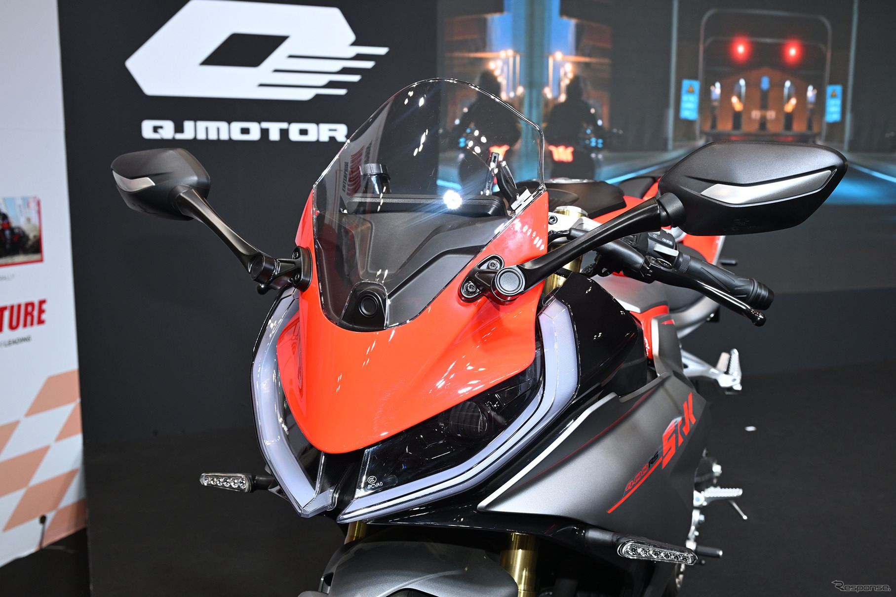 QJモーター SRK400RS（東京モーターサイクルショー2025）