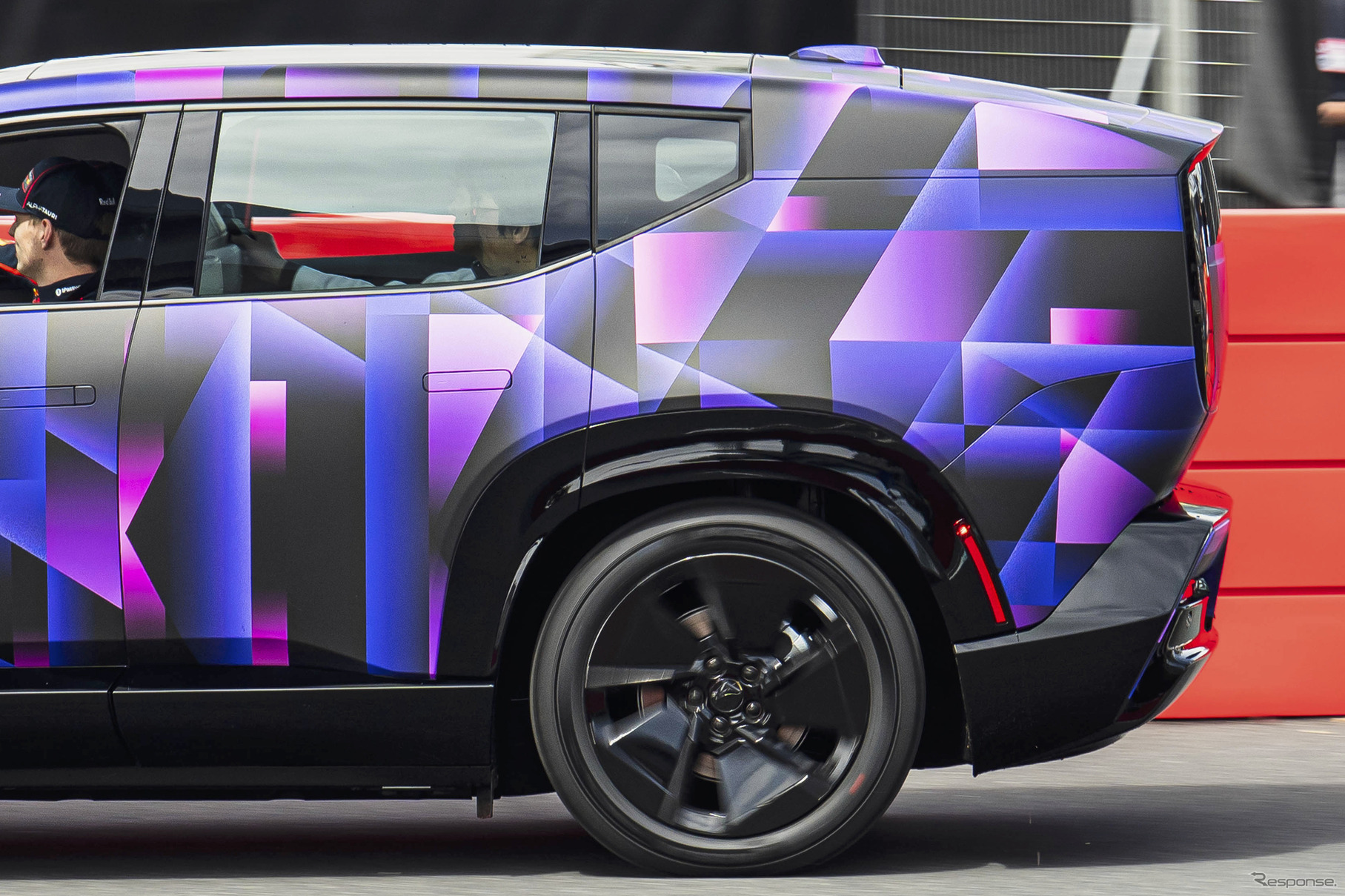 Honda 0 SUV…Red Bull Showrun × Powered by Honda