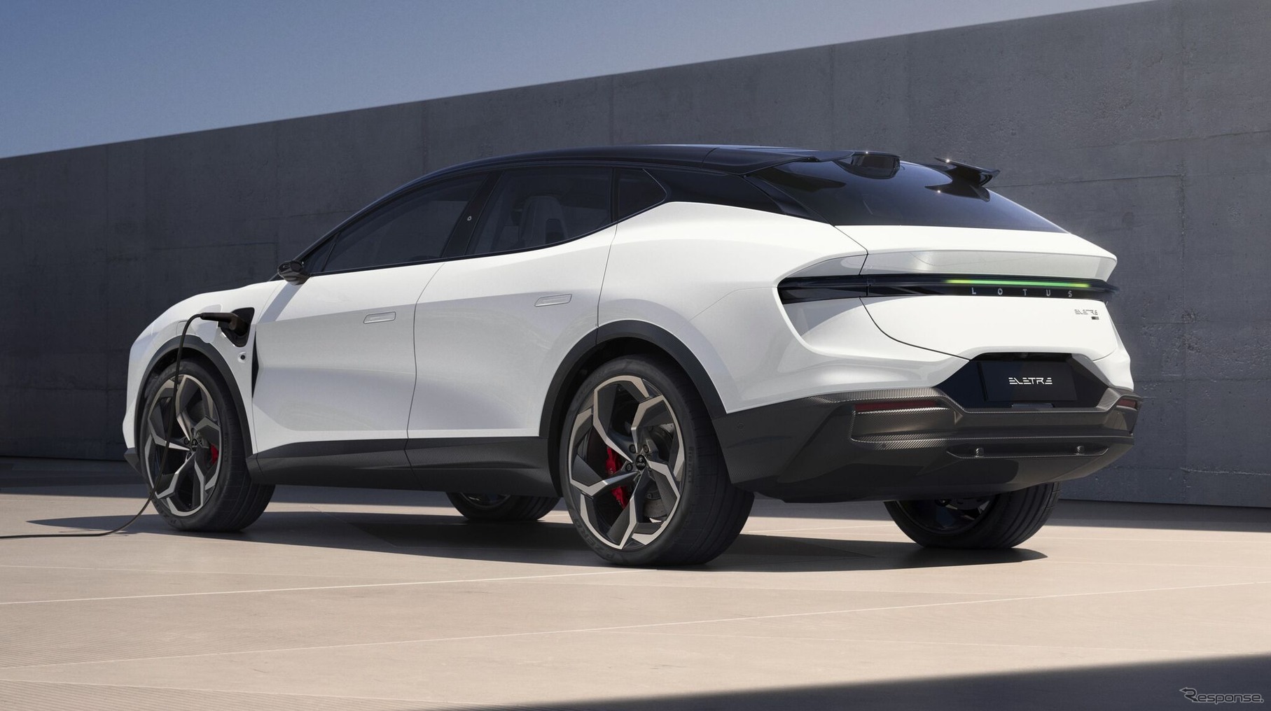 ロータス・エレトレ 600