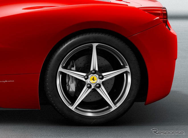 ［動画］フェラーリ 458イタリア…V8サウンドを聞く