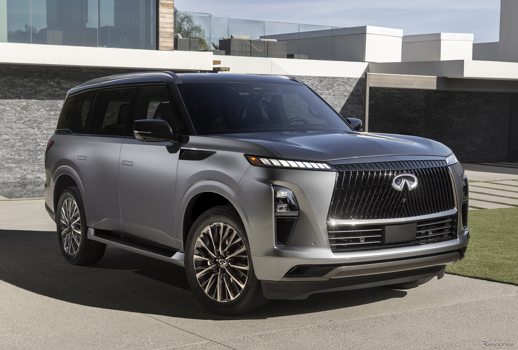 インフィニティ QX80 新型