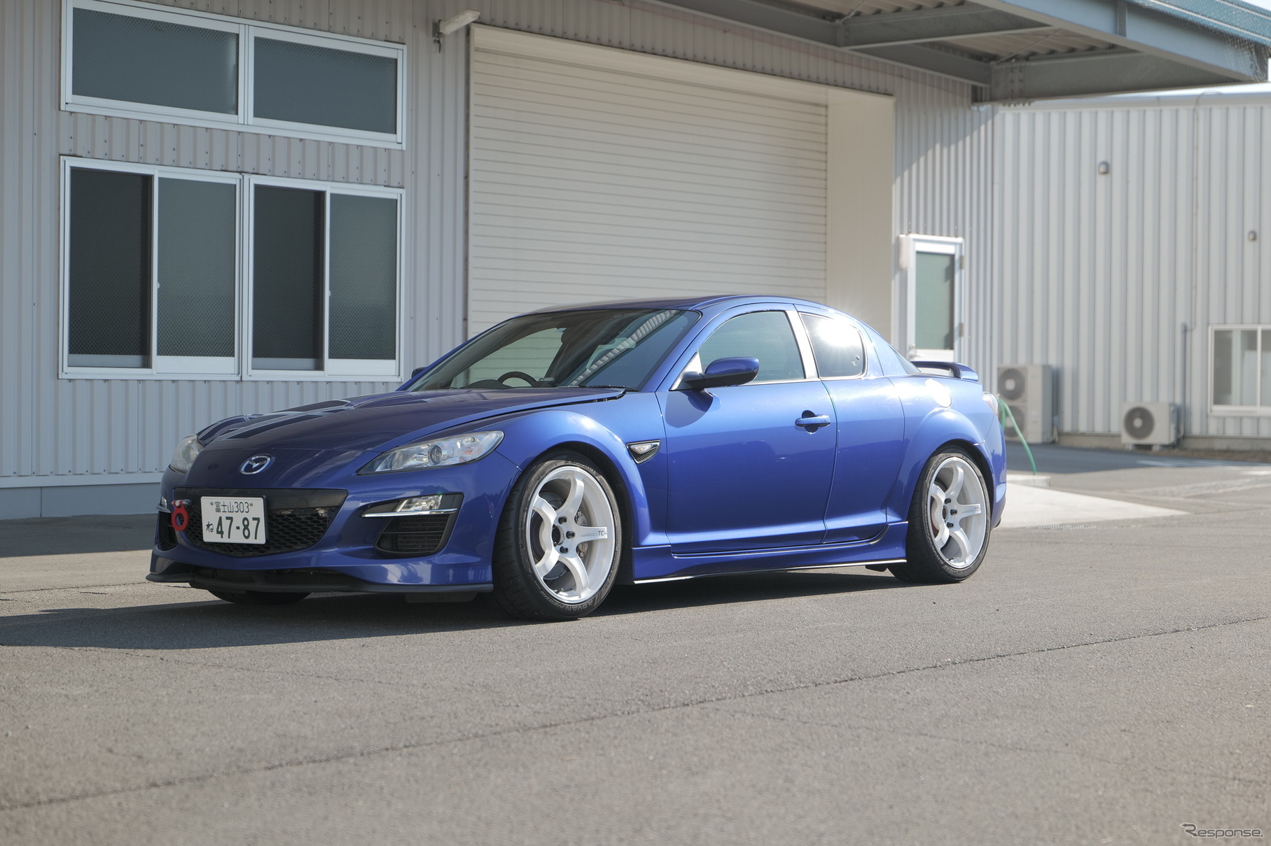 新専用部品で特有のリアの構造的な弱点を克服、HKSがマツダ『RX-8』用スポーツサスペンション「ハイパーマックス R」を発売