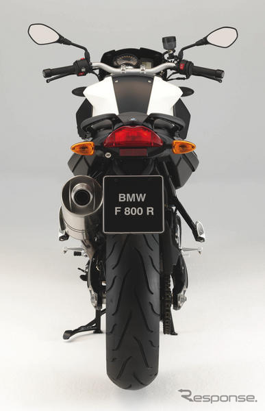 BMW F800R 発表…最先端のミドルクラスロードスター