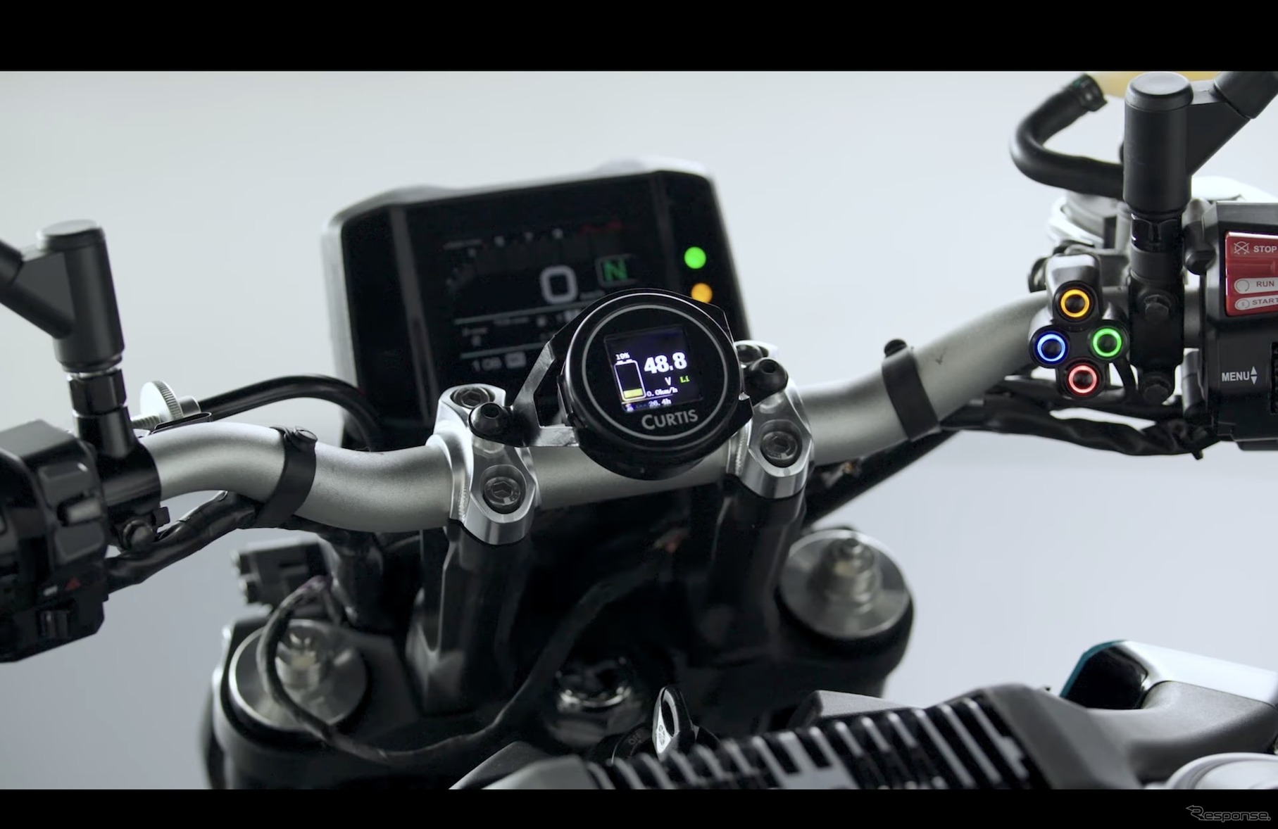 電動技術への新たな挑戦（2）として公開されたヤマハの大型バイク向けプラグインハイブリッド技術