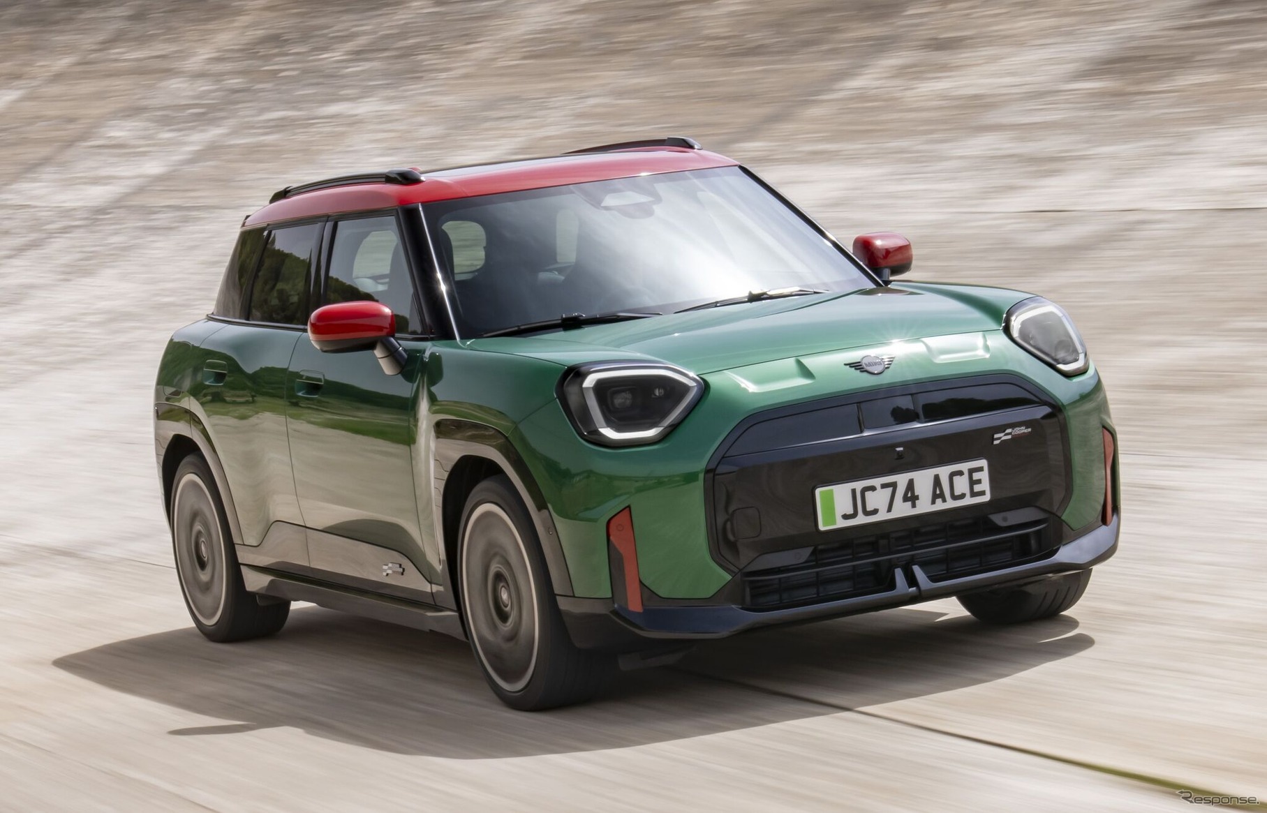 MINI『ジョン・クーパー・ワークス・エースマン』