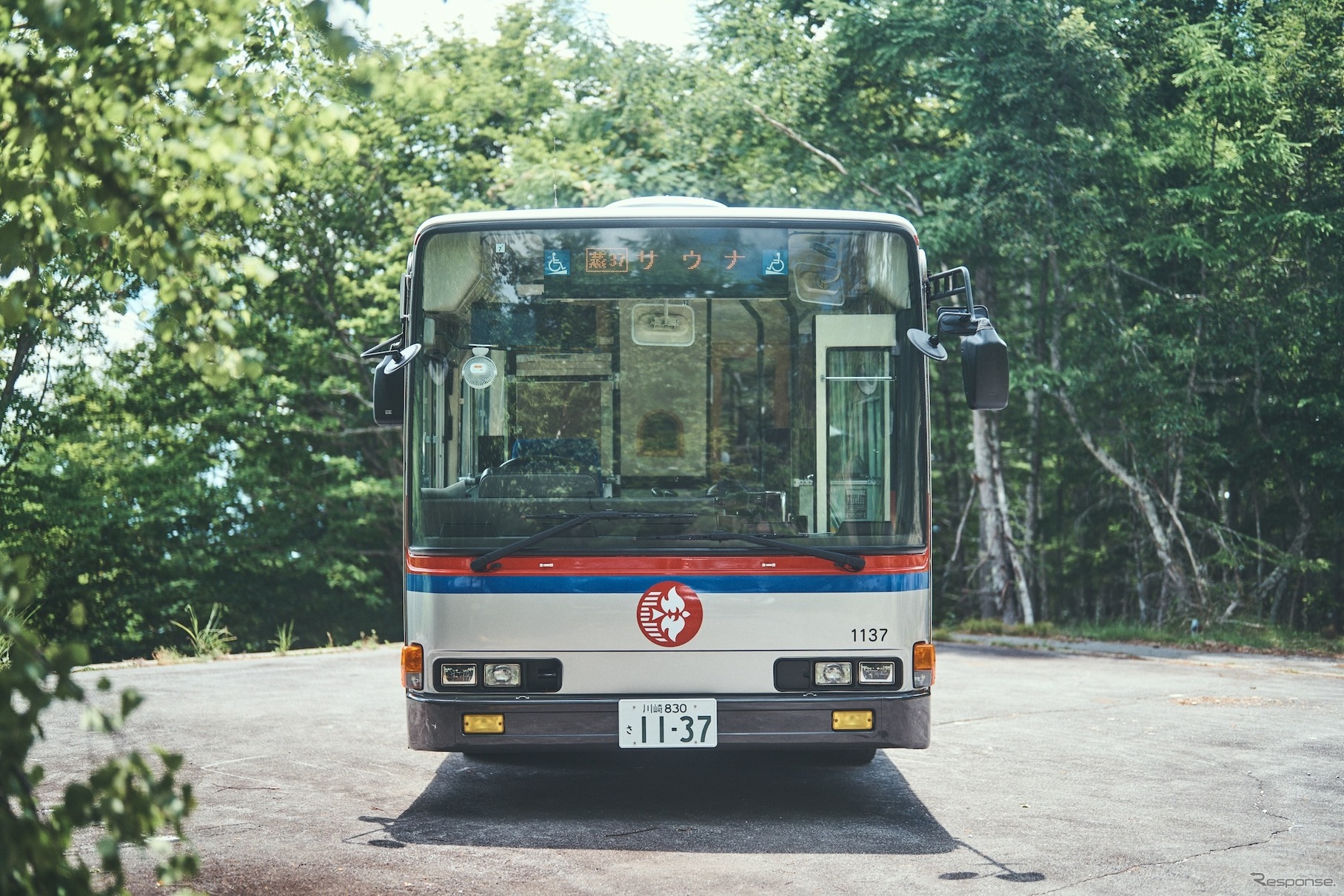 路線バスをサウナに改造した移動型サウナバス「サバス2号車」
