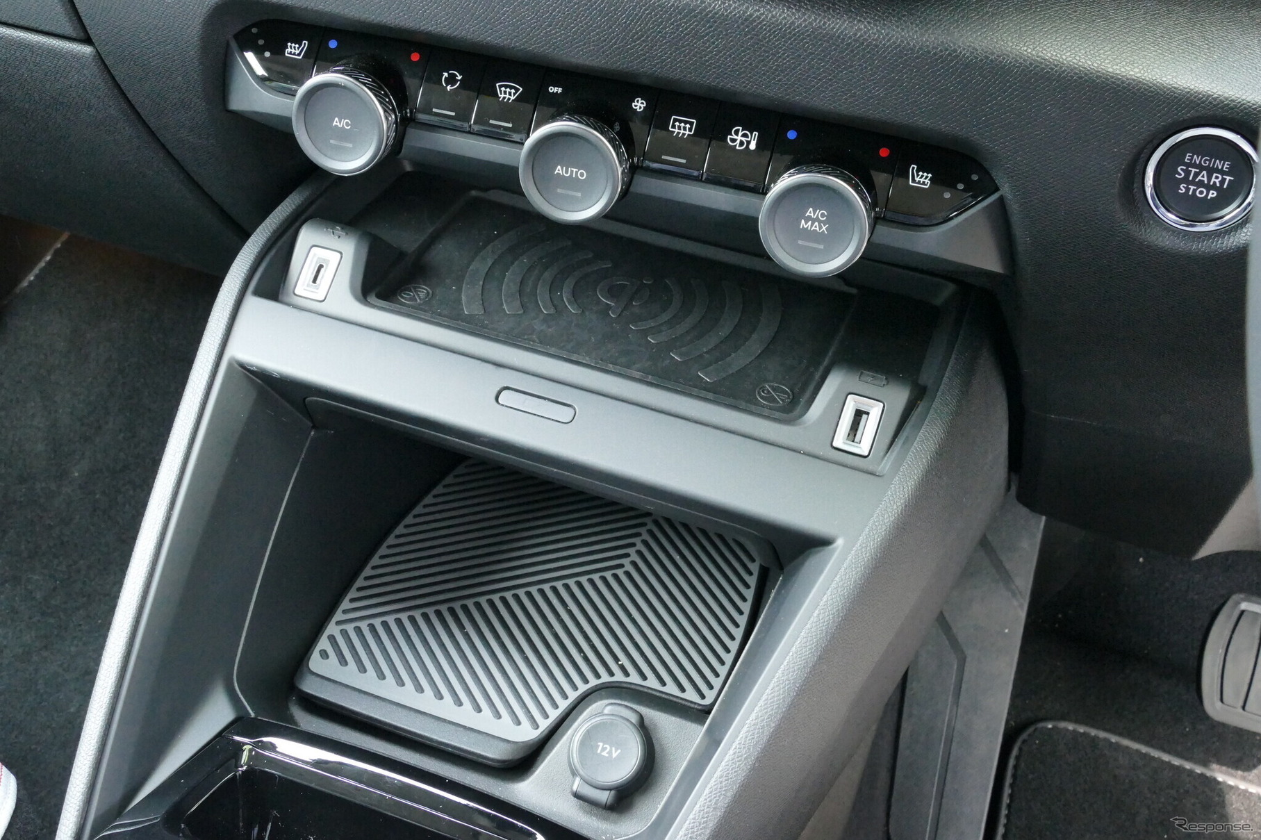 シトロエン C4 MAX Hybrid