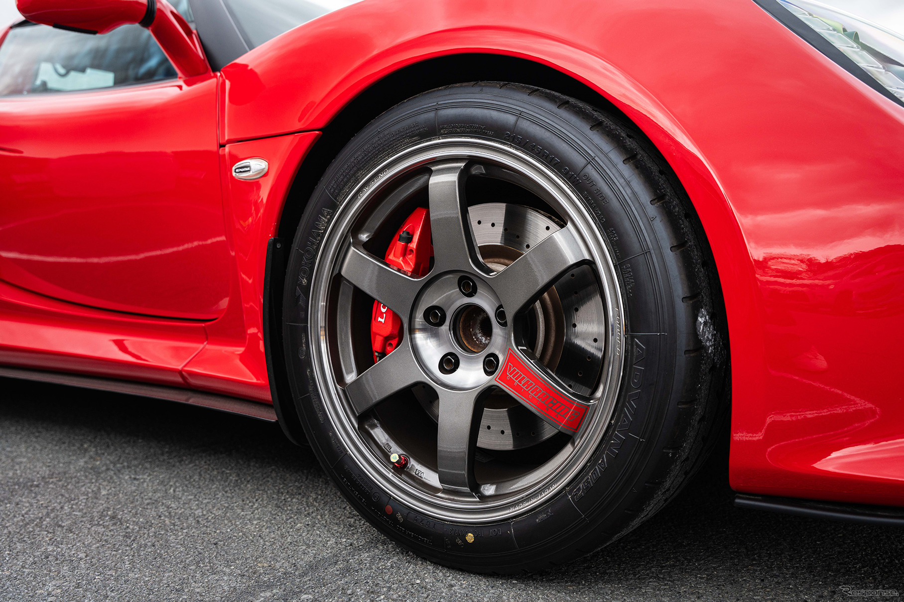 ロータス EXIGE × ボルクレーシング　TE37 SAGA SL…レイズファンミーティング