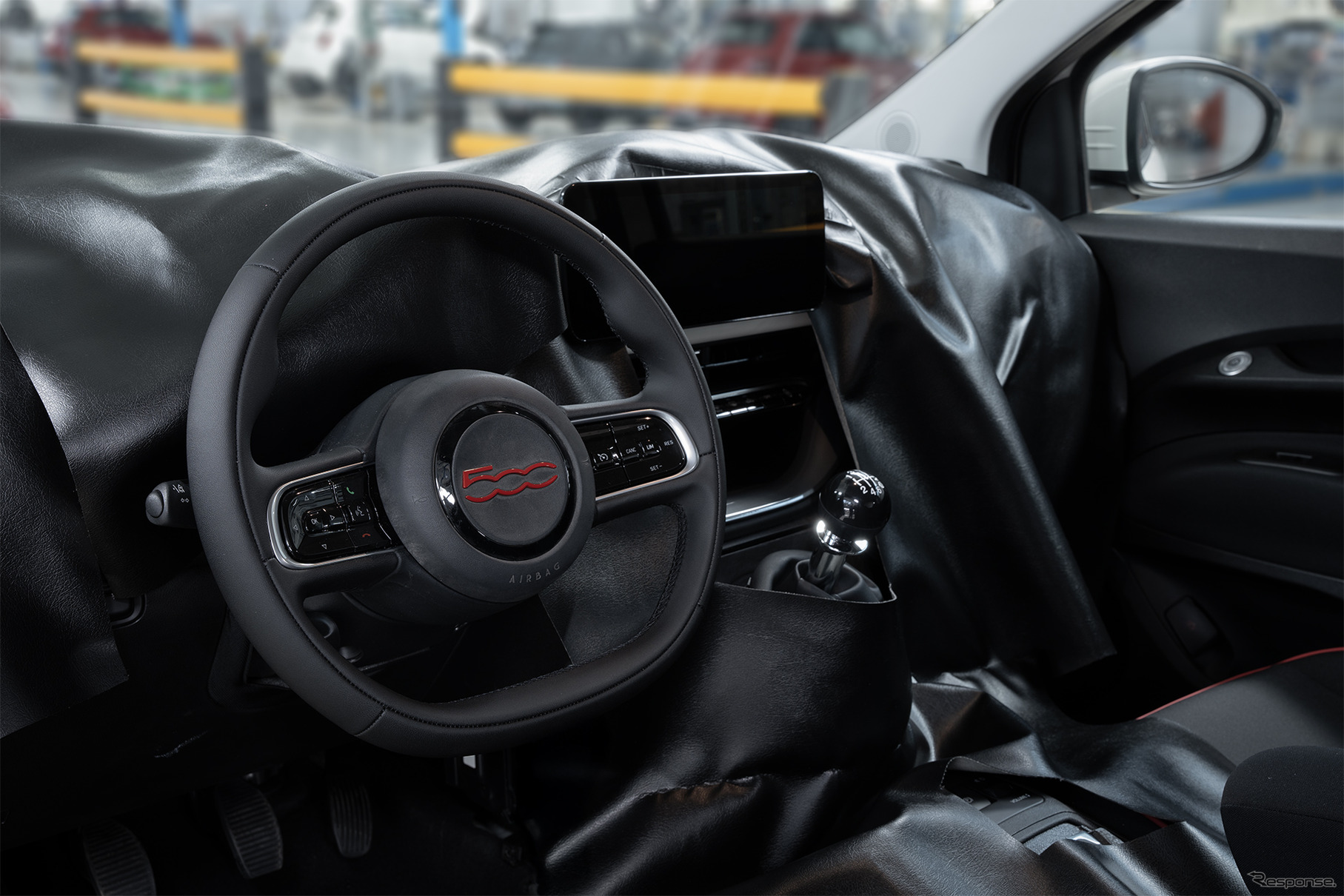 フィアット『500ハイブリッド』新型の先行生産車両