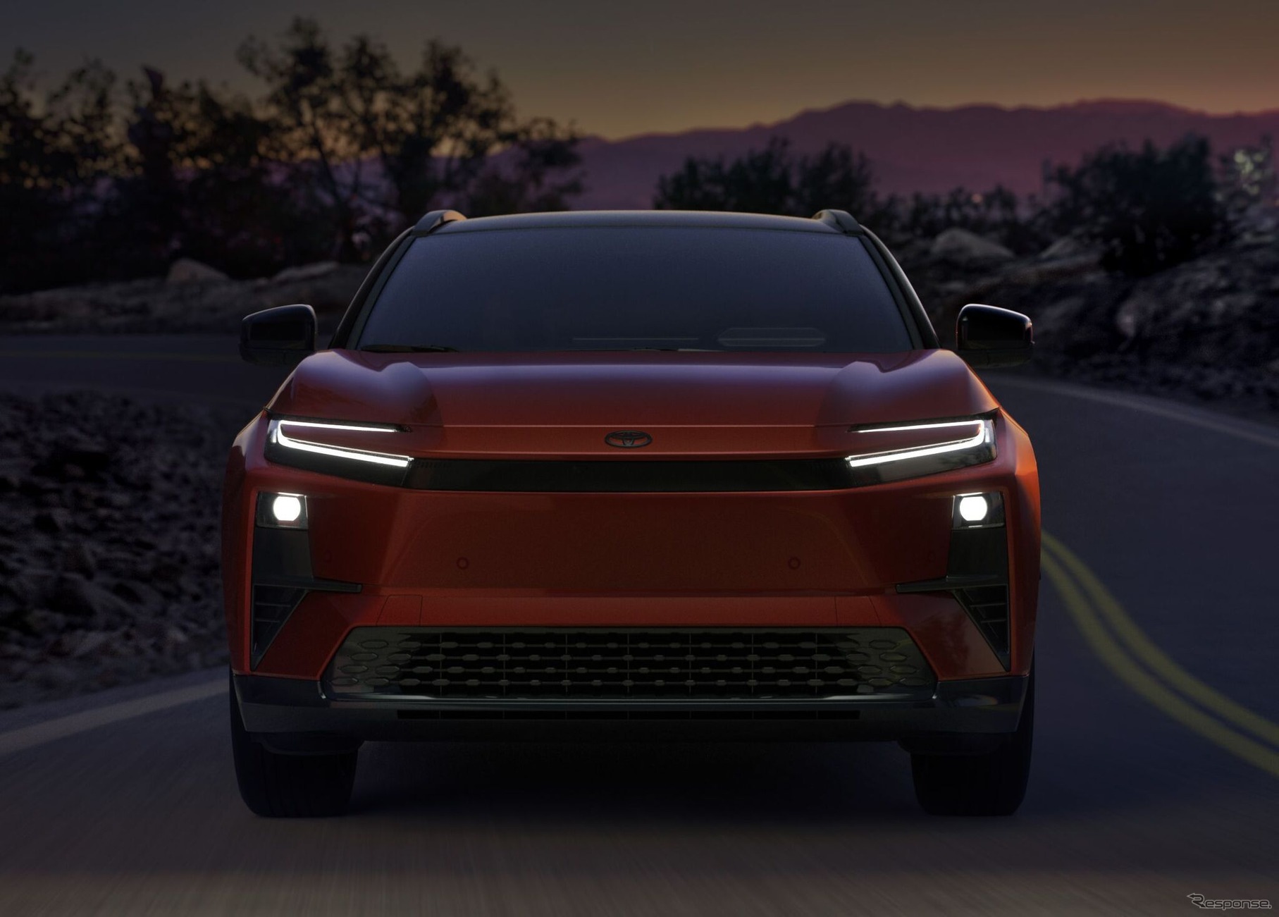 トヨタ C-HR BEV