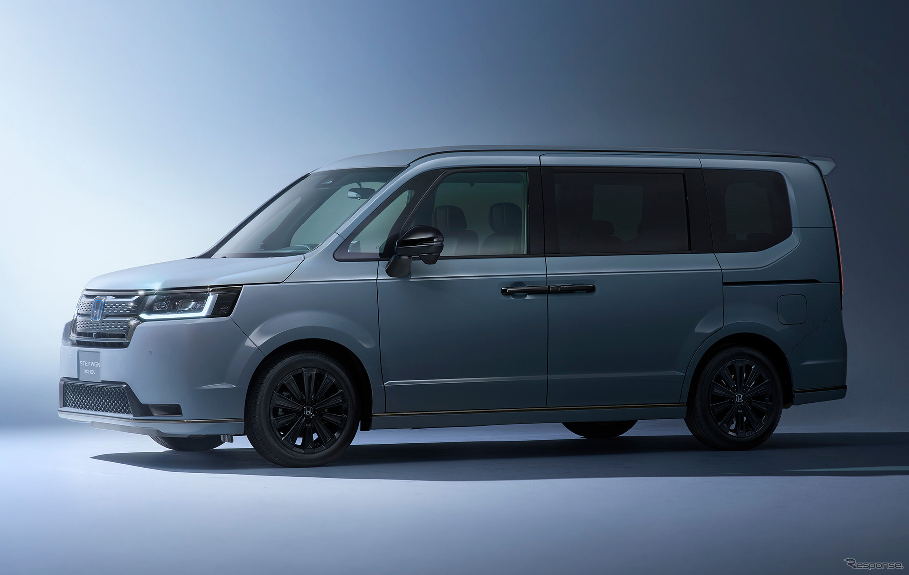 ホンダ ステップワゴン e:HEV SPADA PREMIUM LINE BLACK EDITION