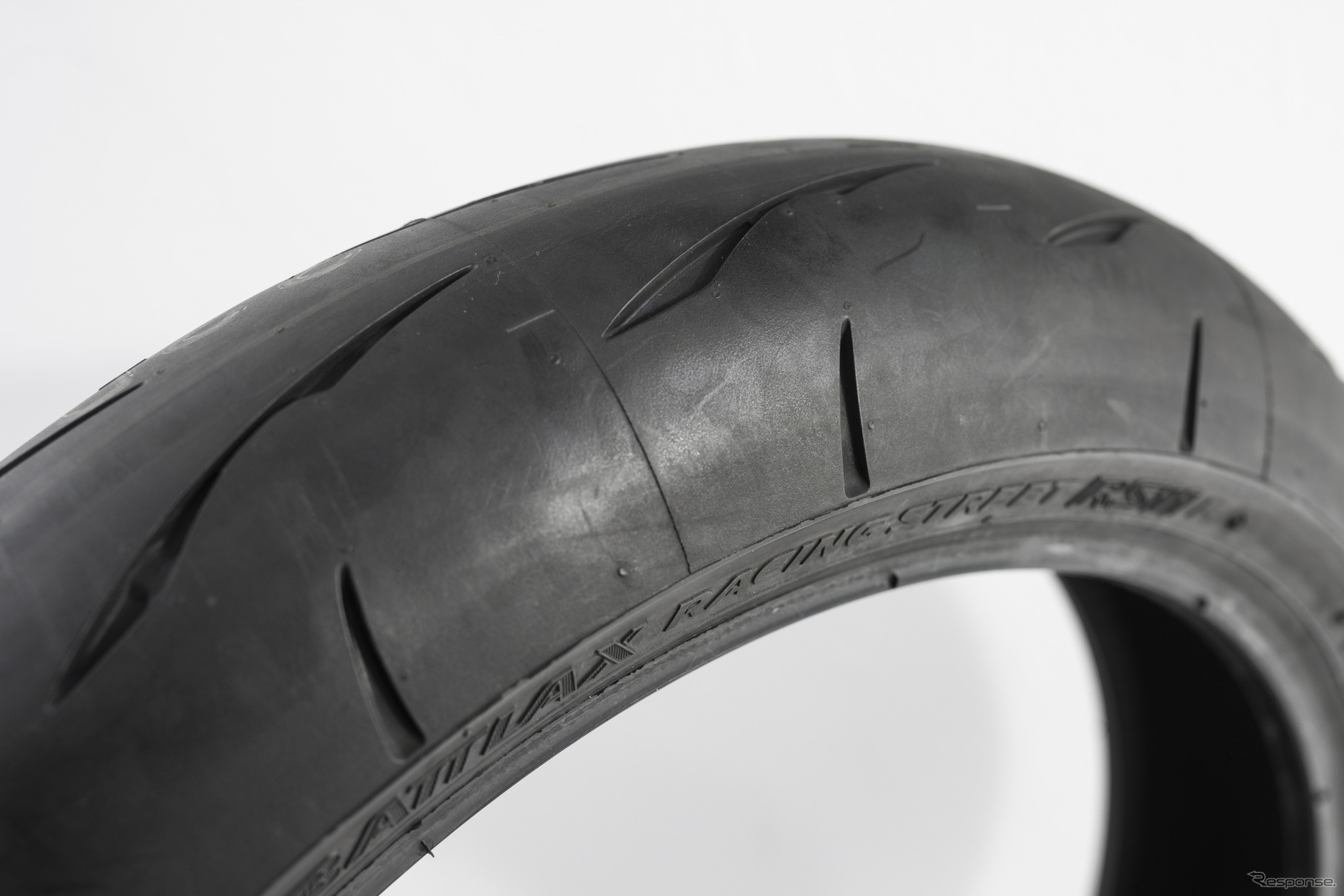 BATTLAX RACING STREET RS11