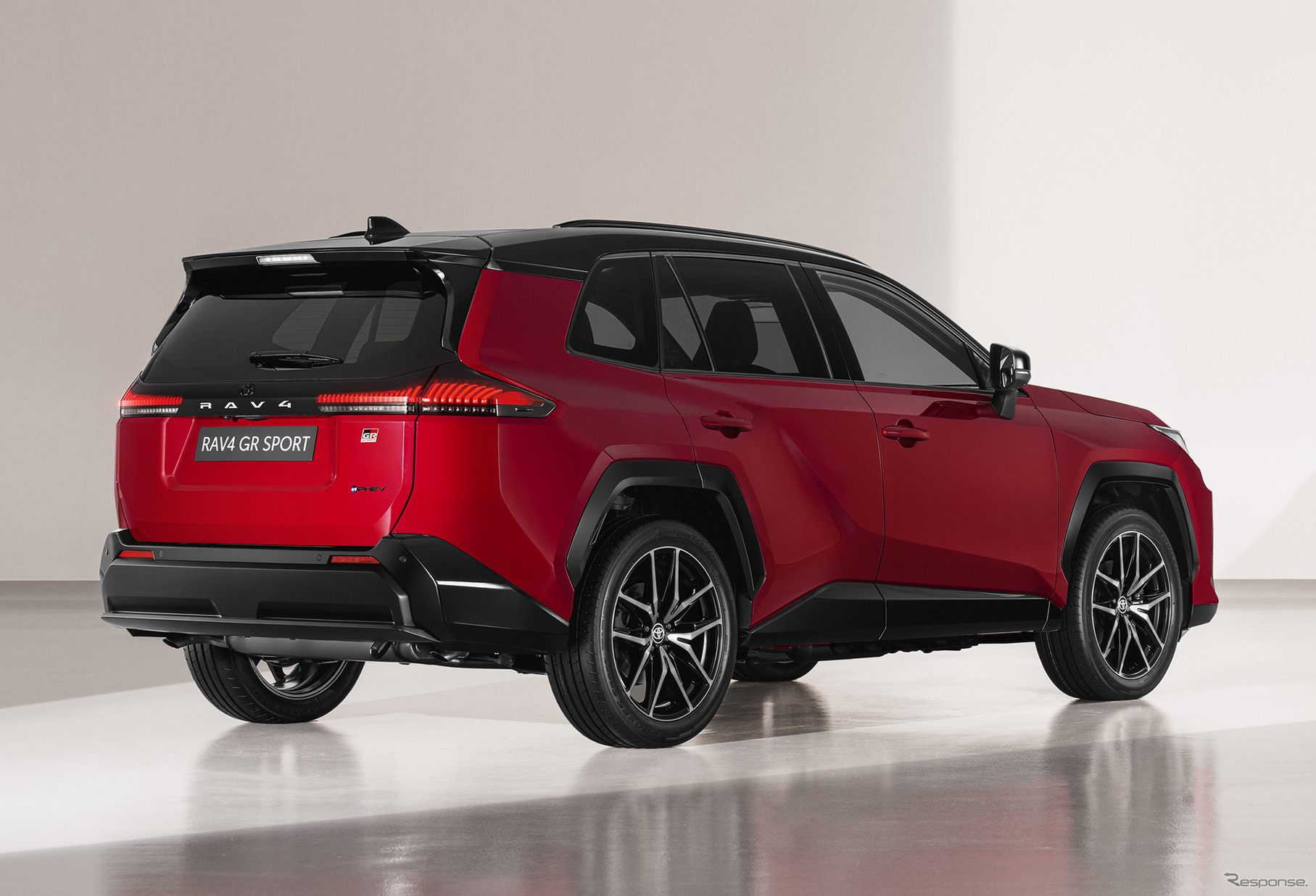 トヨタ RAV4 新型（GR SPORT）