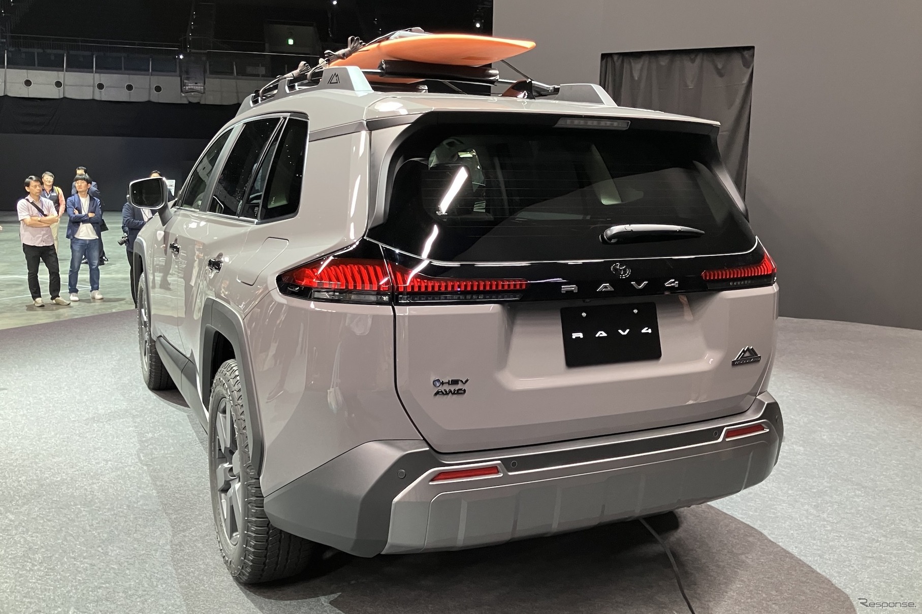 トヨタ RAV4 新型（Woodland。Adventureの北米仕様）