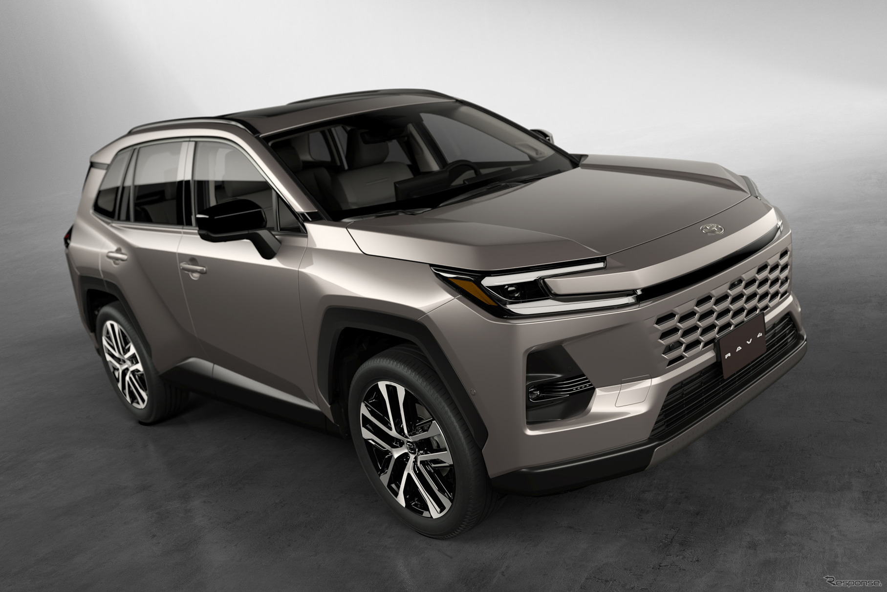 トヨタ RAV4 新型（CORE）