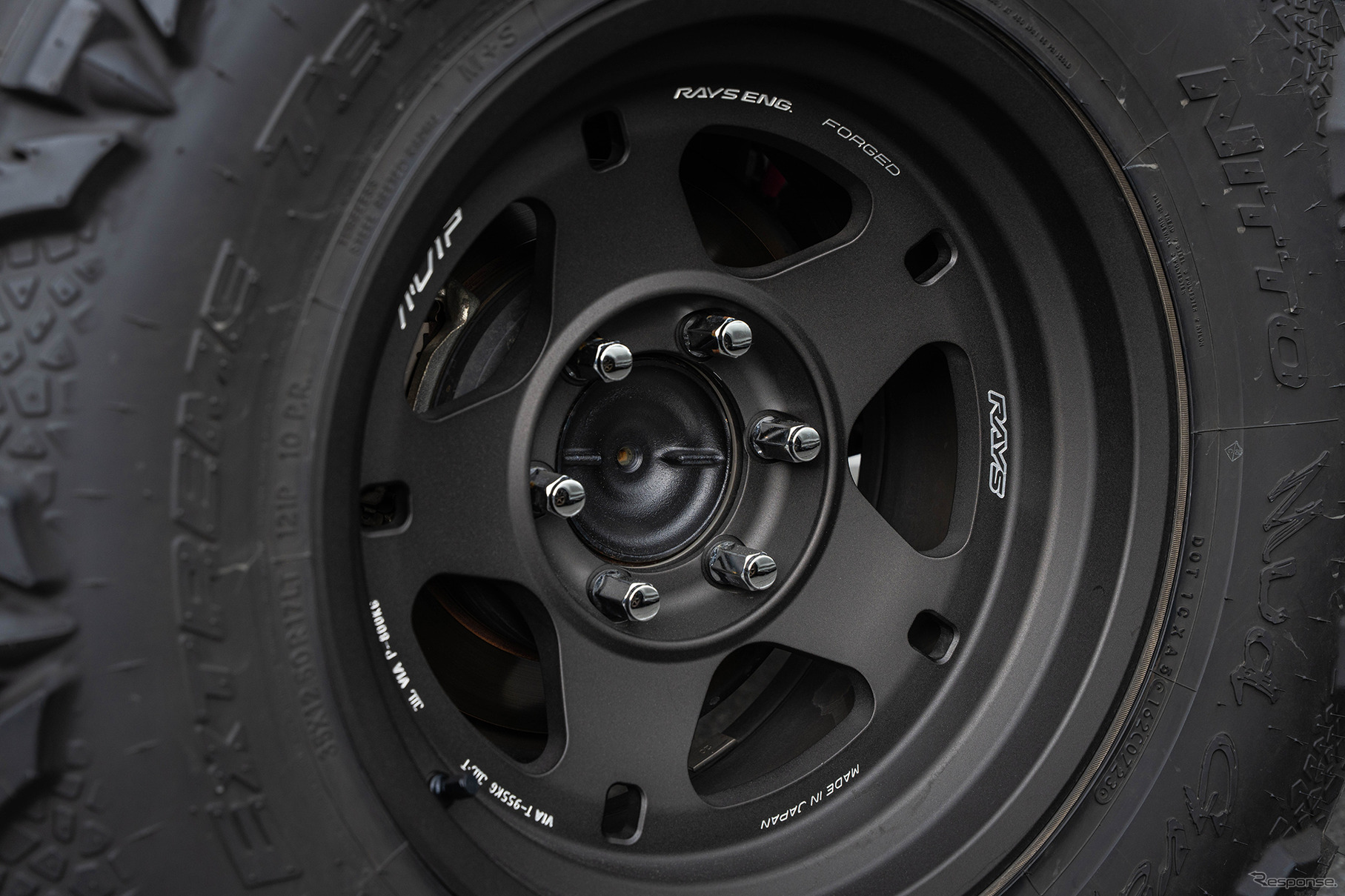 TOYOTA ランドクルーザープラド × レイズ A-LAP 05X