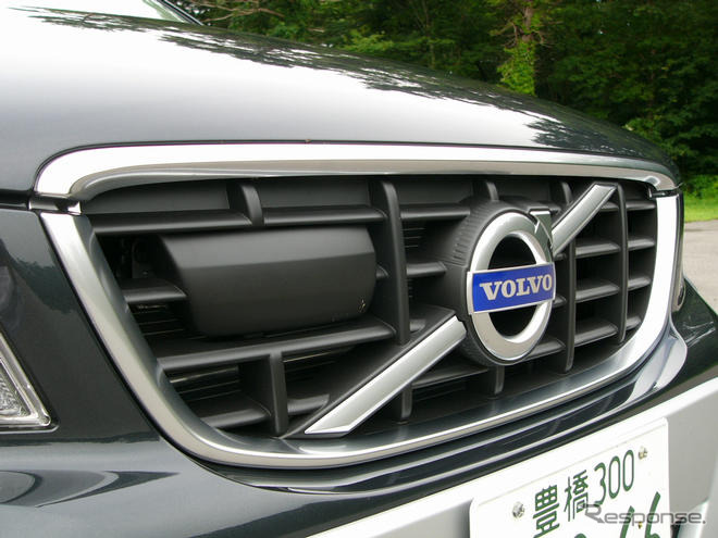 【ボルボ XC60 試乗】X3やQ5に負けない競争力…松下宏