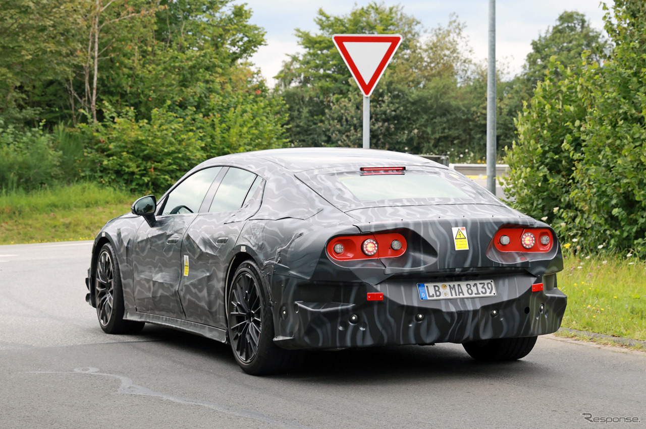 メルセデスAMG GT 4ドアEV のプロトタイプ