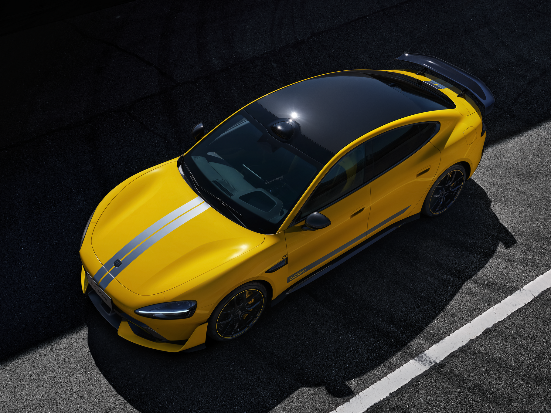 シャオミ SU7 Ultra