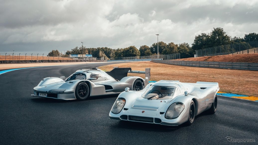ポルシェ『963 RSP』（左）とポルシェ『917』