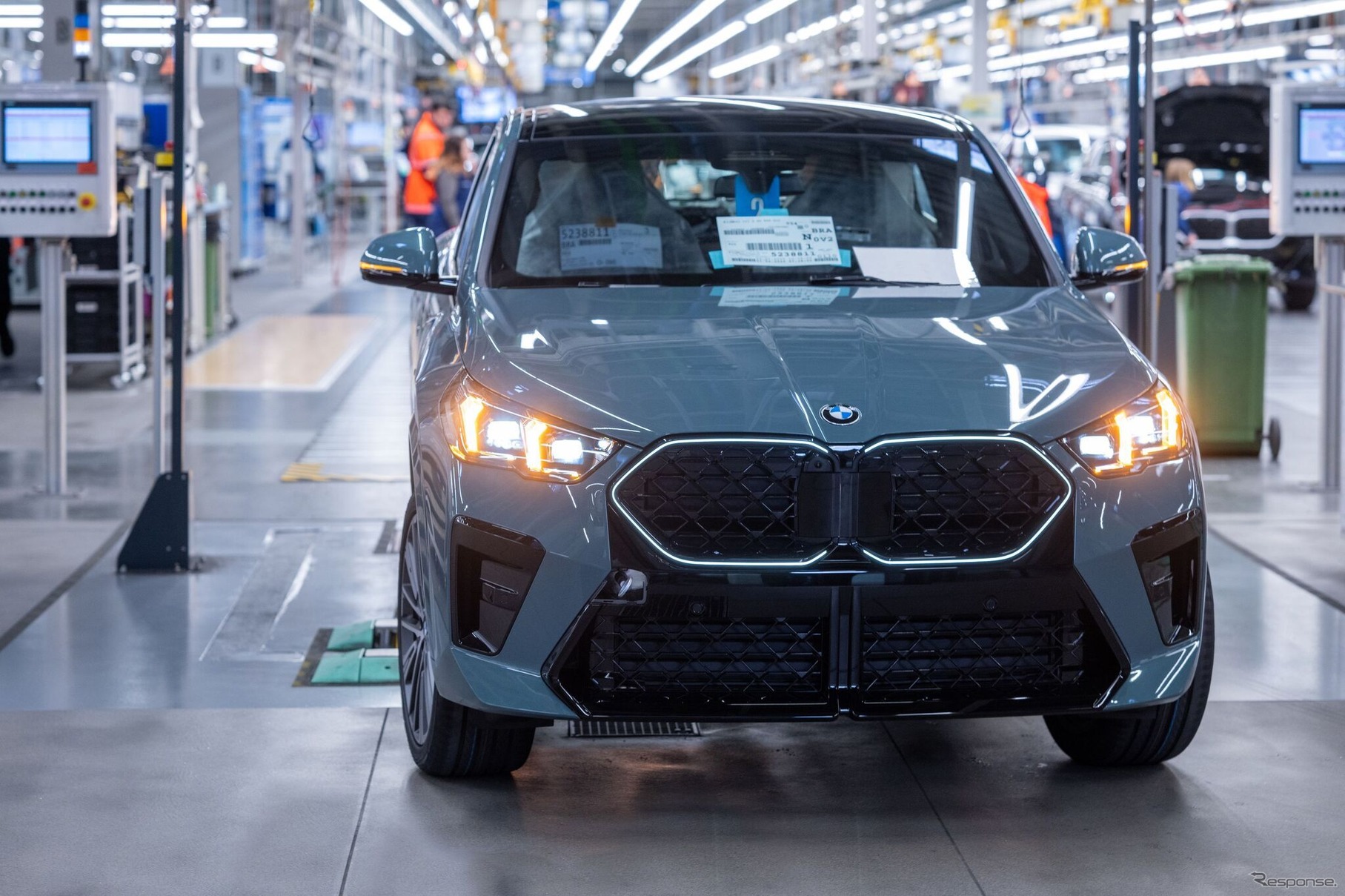 BMWグループが独レーゲンスブルク工場に新車の完全自動運転システム（AFW）を導入