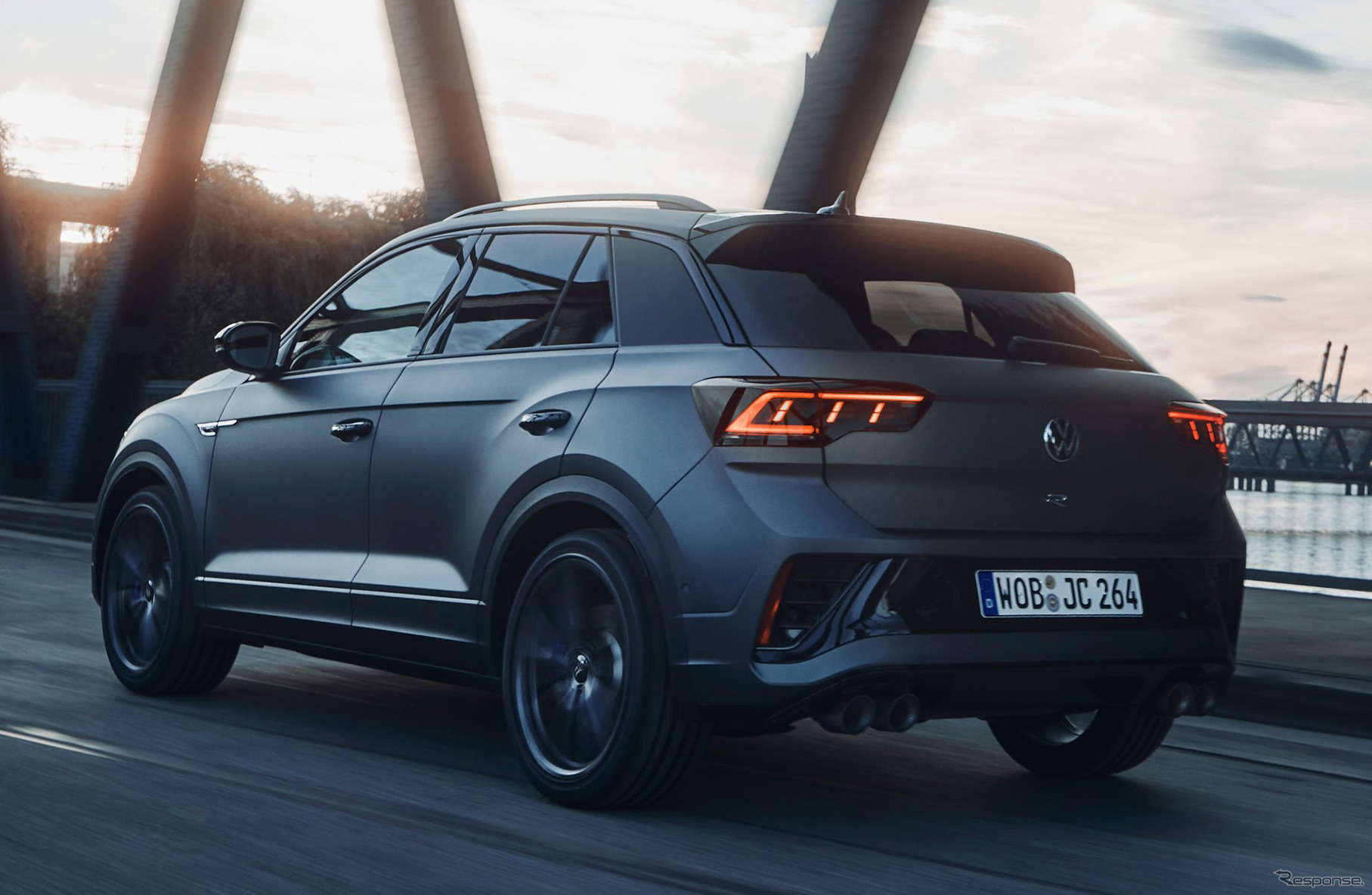 VW Tロック R ブラックスタイル・パフォーマンス